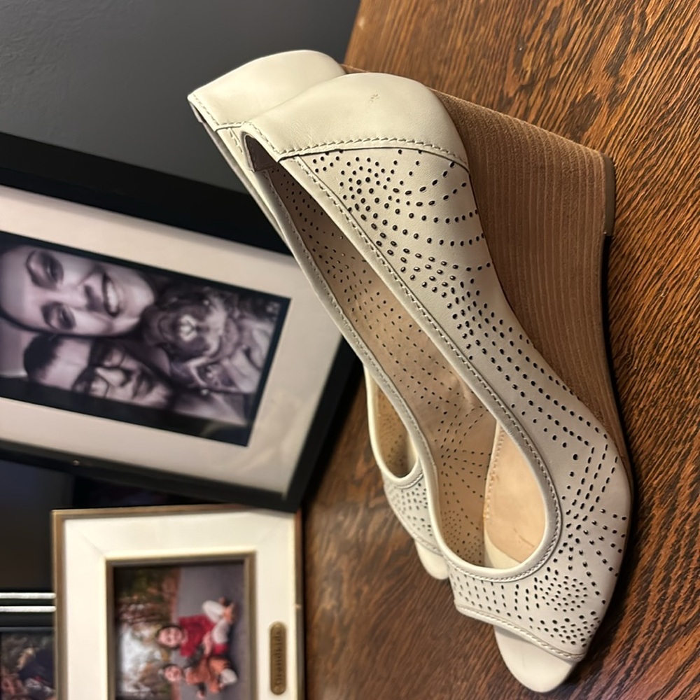 Franco Sarto Wedge Open Toe Heels - Picture 2 of 6